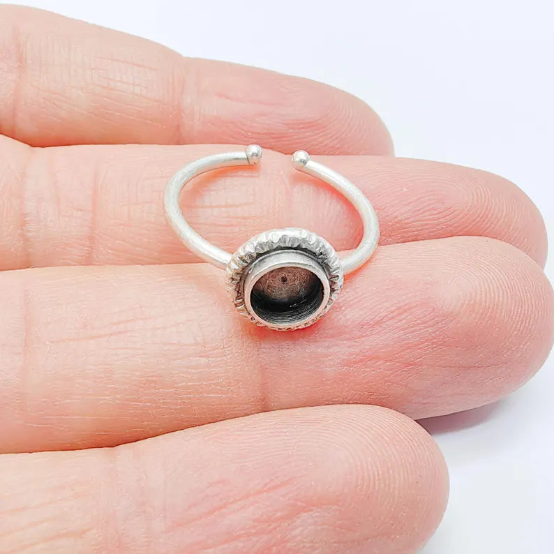 Adjustable Ring Blank 6mm Bezel Setting, Antique Silver Plated Brass Ring Base, G37991