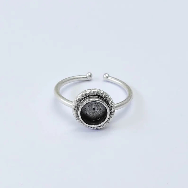 Adjustable Ring Blank 6mm Bezel Setting, Antique Silver Plated Brass Ring Base, G37991
