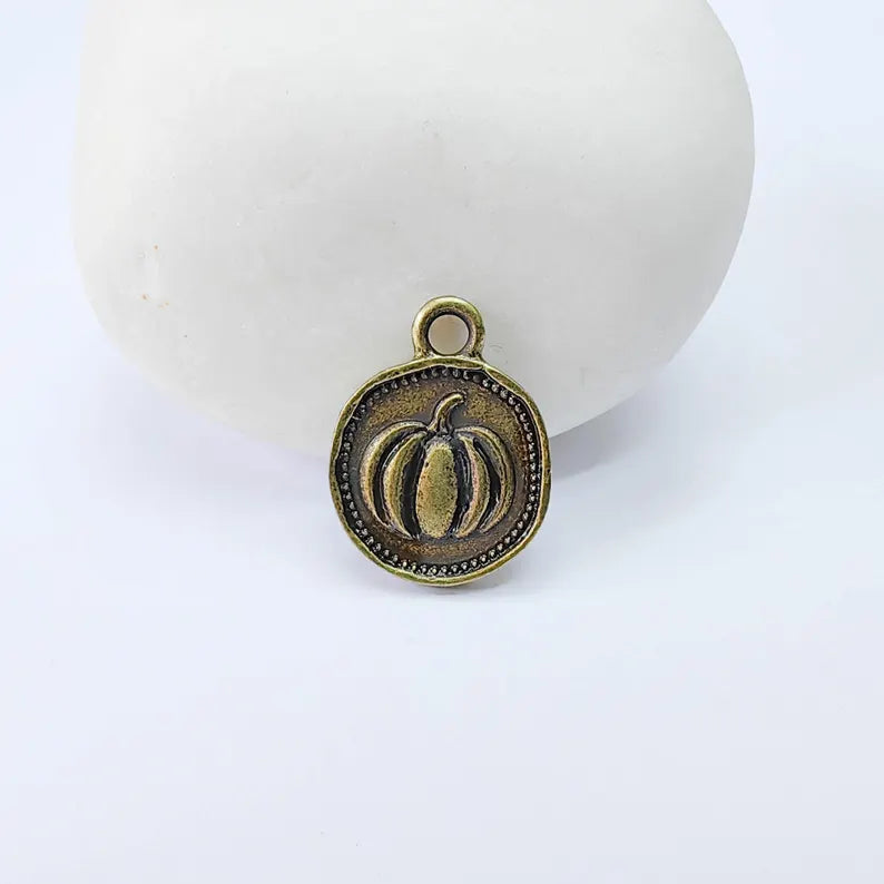 4 Pcs Pumpkin Charm Pendant, Double Sided Autumn Harvest Design, Round Halloween Charm, 16x13mm, Antique Bronze G37998