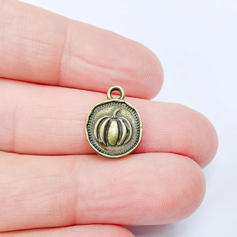 4 Pcs Pumpkin Charm Pendant, Double Sided Autumn Harvest Design, Round Halloween Charm, 16x13mm, Antique Bronze G37998