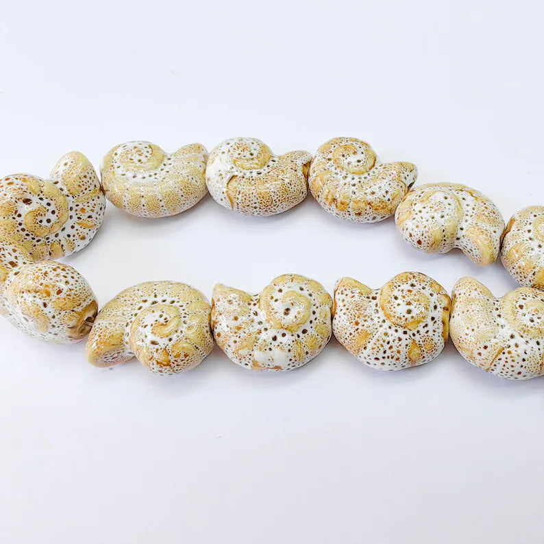 Beige Porcelain Nautilus Bead, Ceramic Shell Bead, Summer Sea Bead, Ocean Jewelry Supply, Beach Beads, Ammonite Bead 20x16mm G38003
