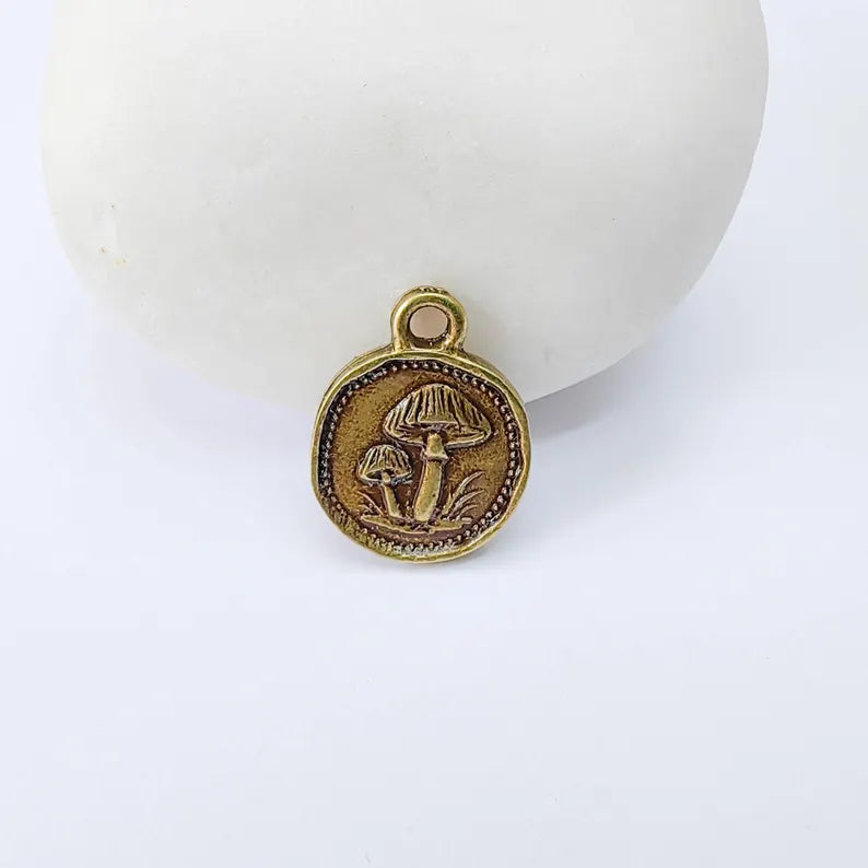 4 Pcs Mushroom Charm, Double Sided Woodland Nature Design, Round Botanical Pendant, 16x13mm, Antique Bronze G38006