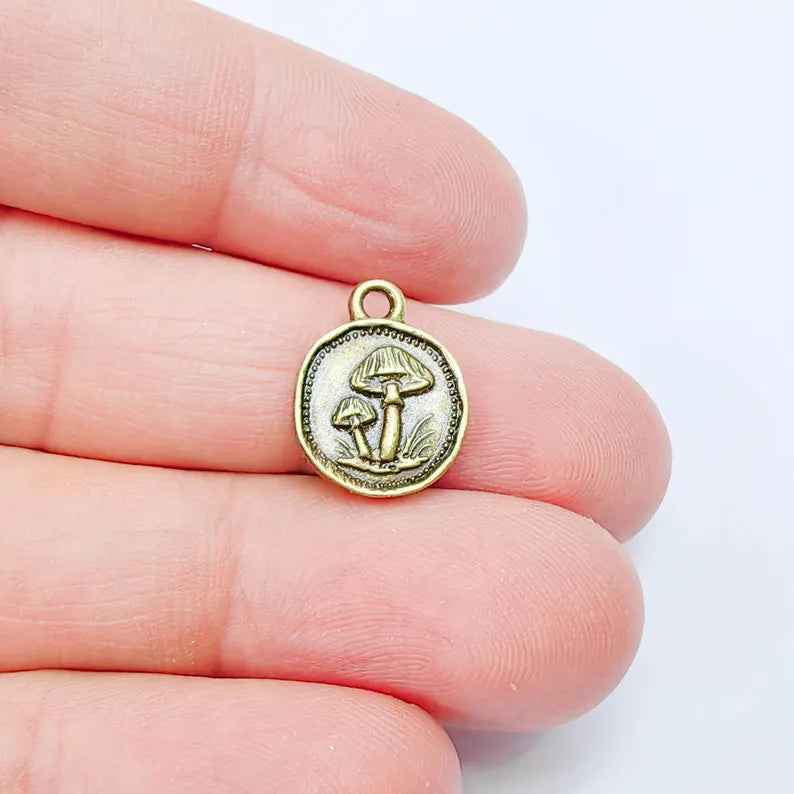 4 Pcs Mushroom Charm, Double Sided Woodland Nature Design, Round Botanical Pendant, 16x13mm, Antique Bronze G38006