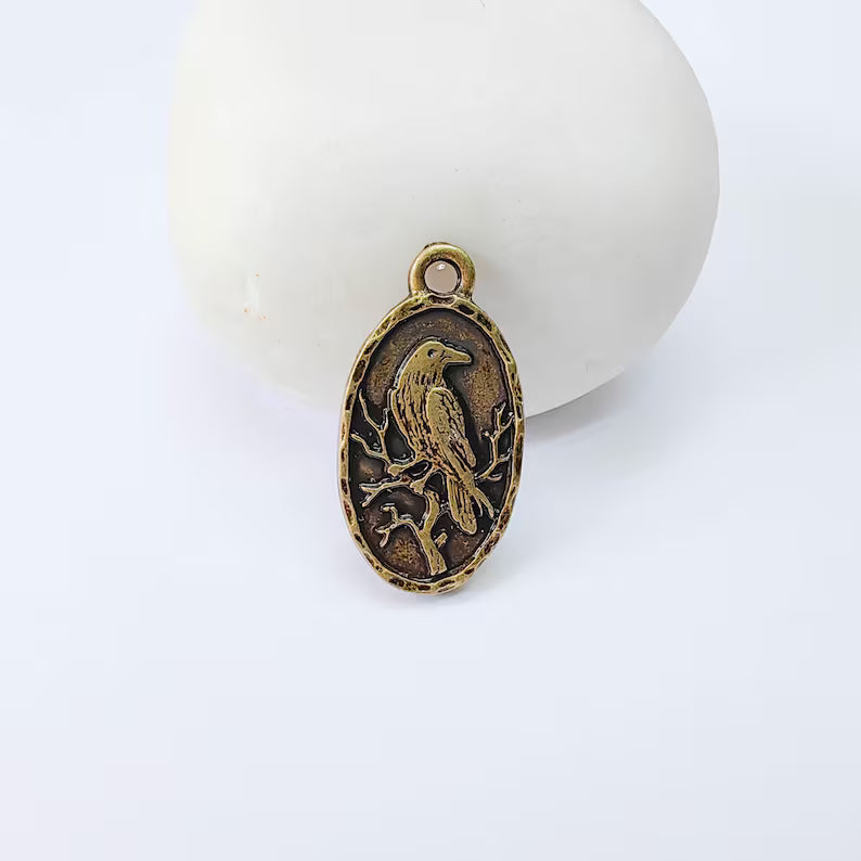 Raven Oval Charm Pendant, Double Sided Bird Design, Antique Bronze Plated, 25x13mm, G38017