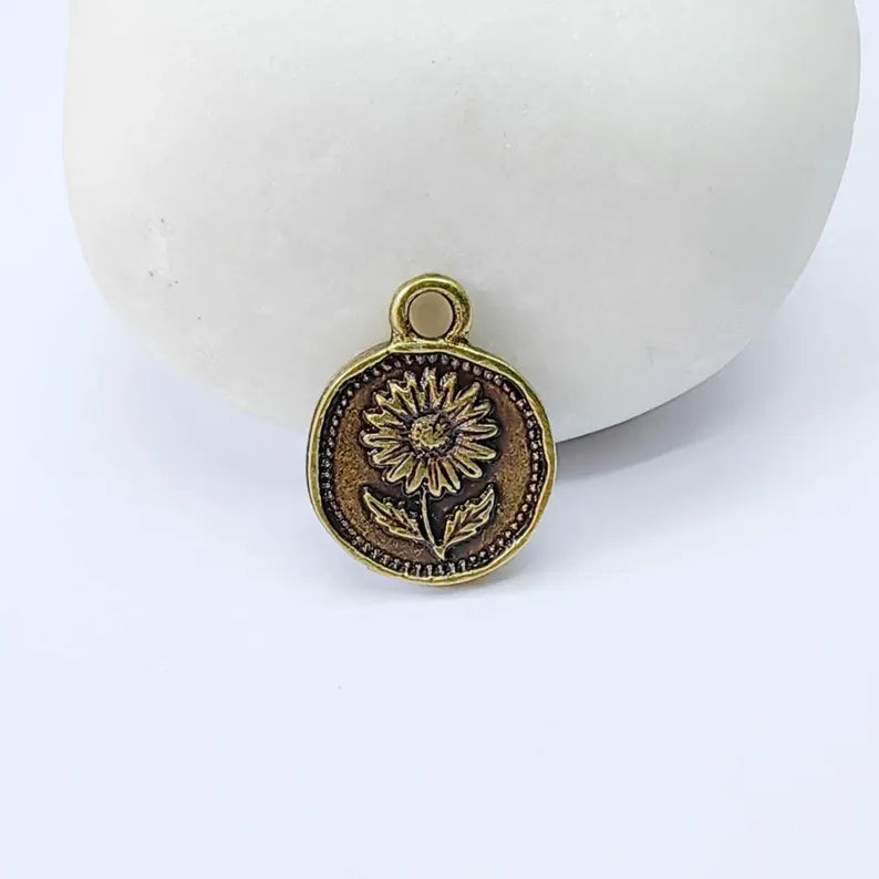 2 Flower Charm, Double Sided Daisy Floral Pendant, Round Botanical, 16x13mm, Antique Bronze G38019