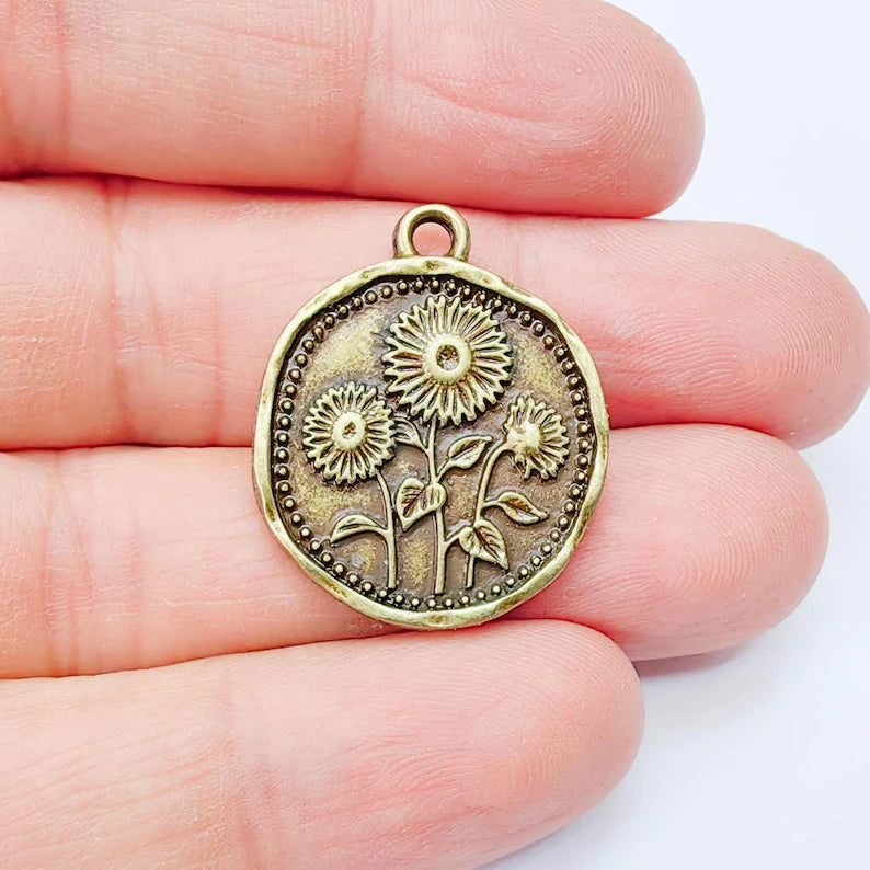 Sunflower Charm Pendant, Double Sided Botanical Floral Design, 28x24mm, Antique Bronze Plated G38020