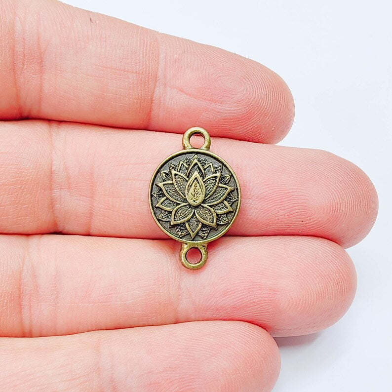 2 Lotus Flower Connector, Round Botanical Design, Antique Bronze Tone, Zamac Jewelry Finding, 23x15mm, G38033