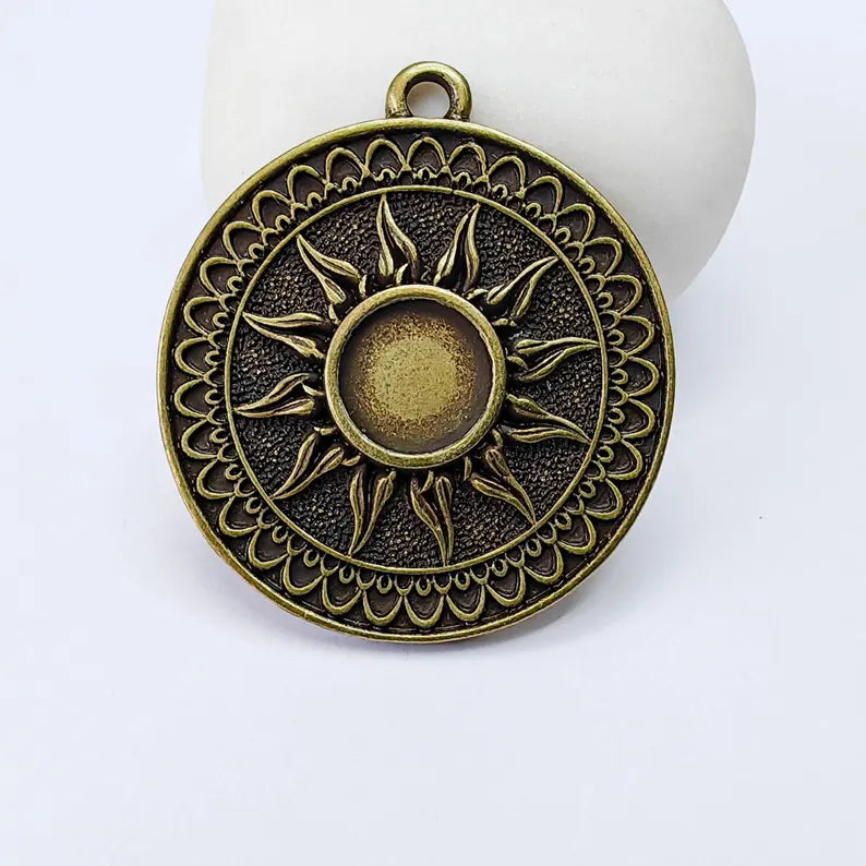 Sun Pendant, Celestial Sun Design Charm, Antique Bronze Plated, 38x34mm, G38036