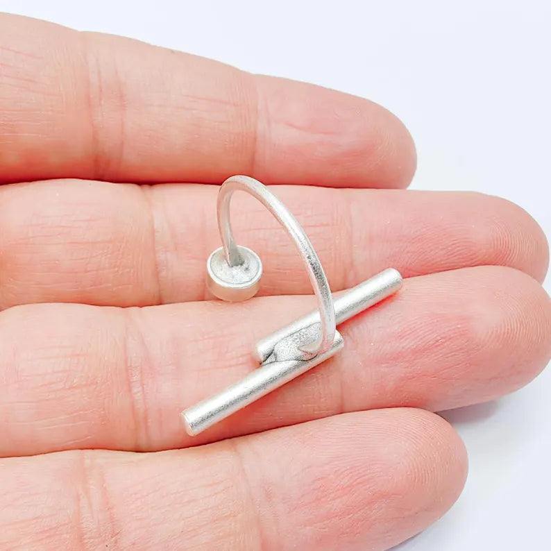 Minimalist Bar Adjustable Ring Blank 6mm Bezel Setting, Antique Silver Plated Brass Base, G38043