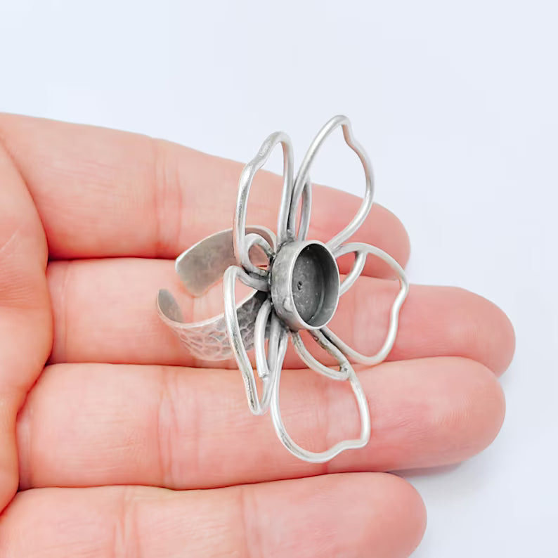 Antique Silver Adjustable Large Flower Ring Base, 12mm Round Bezel, Statement Floral Setting, G38047