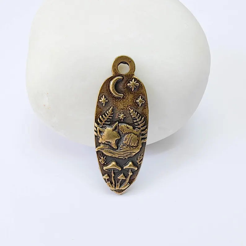 Sleeping Fox Charm Pendant, Double Sided Woodland Animal Design, 30x12mm, Antique Bronze Plated G38048