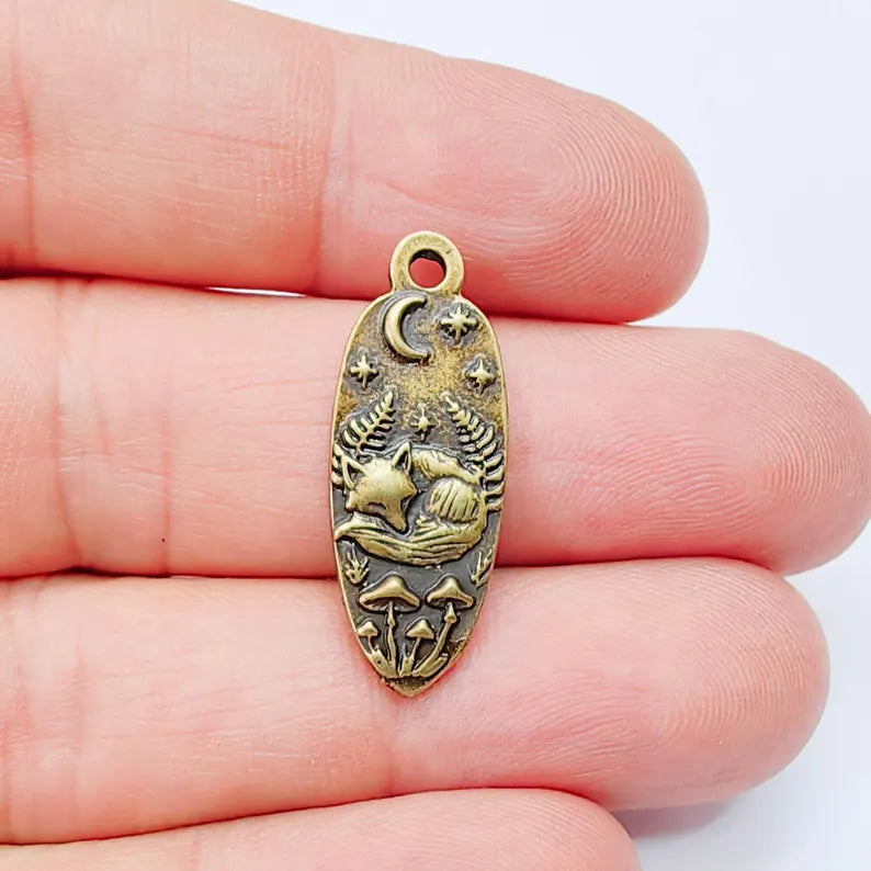 Sleeping Fox Charm Pendant, Double Sided Woodland Animal Design, 30x12mm, Antique Bronze Plated G38048