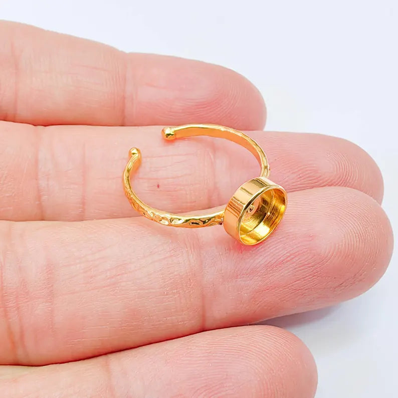Adjustable Ring Base, Round Bezel 6mm, Textured 24K Shiny Gold Ring, G38065