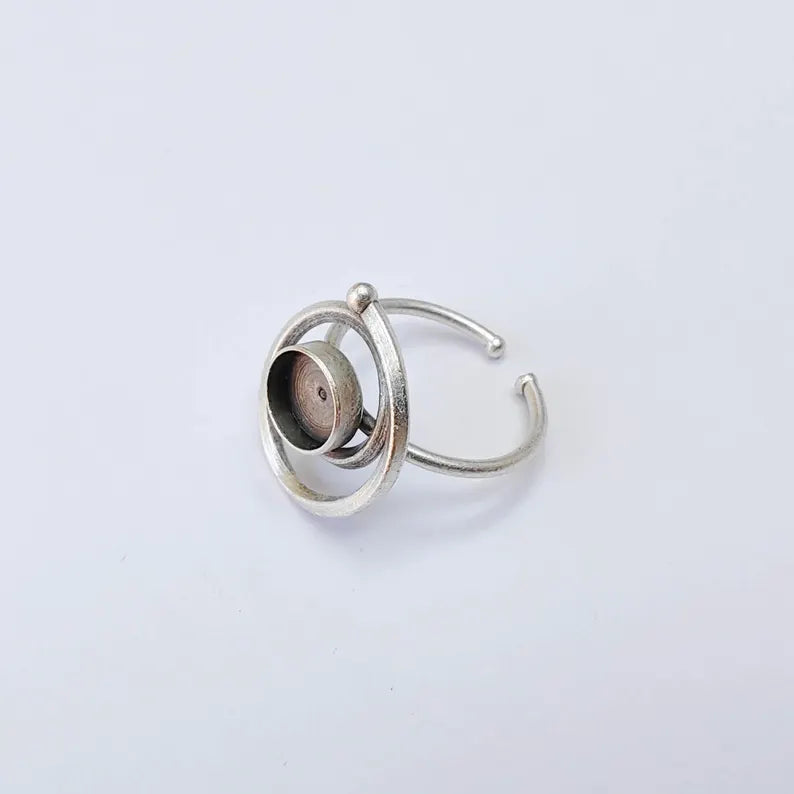 Swirl Adjustable Ring Blank 8mm Cabochon Setting, Silver Plated Plated Brass Circle Base, G38056
