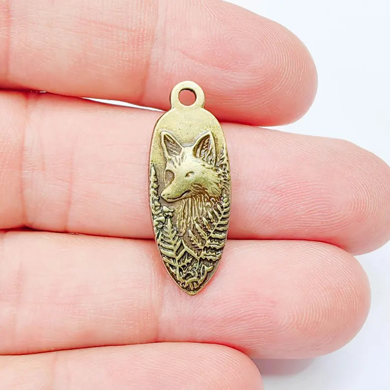 Fox Charm Pendant, Double Sided Woodland Animal Design Wolf, Antique Bronze Plated, 30x12mm, G38062
