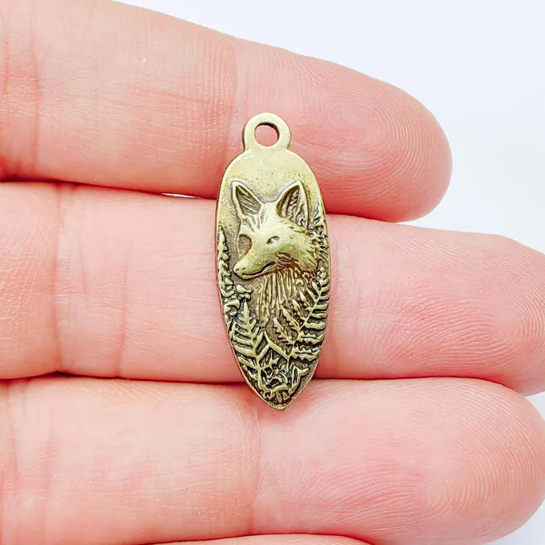 Fox Charm Pendant, Double Sided Woodland Animal Design Wolf, Antique Bronze Plated, 30x12mm, G38062