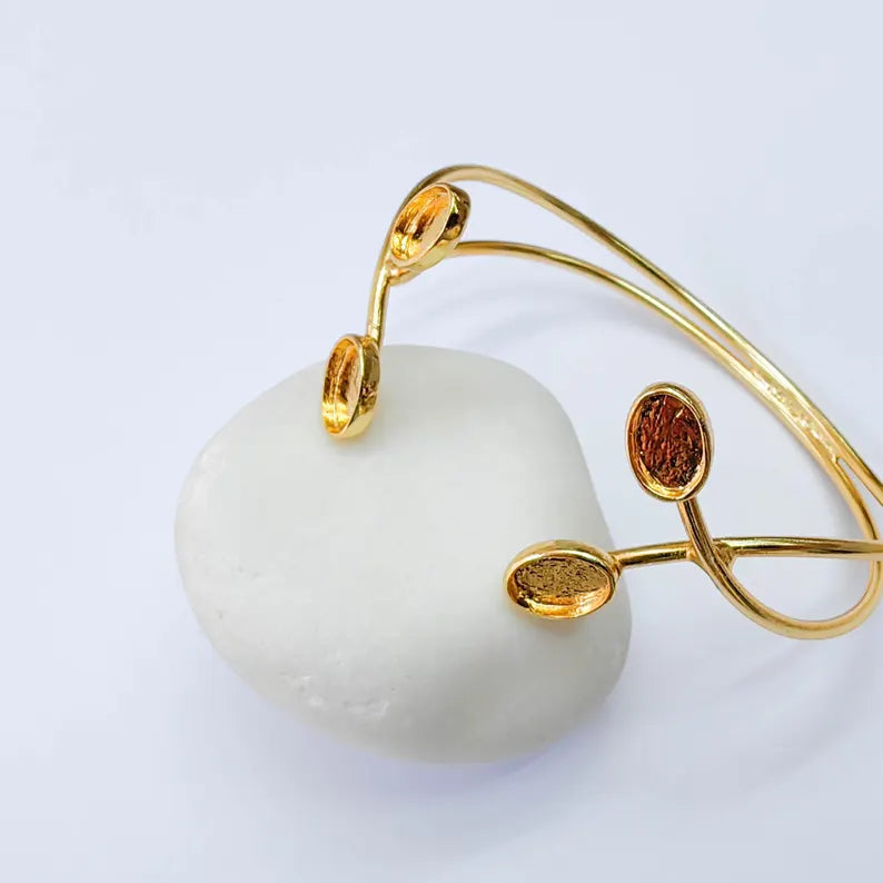 Adjustable Bracelet Bezel Base, 8x6mm Oval Setting, Double Cuff Bracelet, 24K Gold Brass, G38066