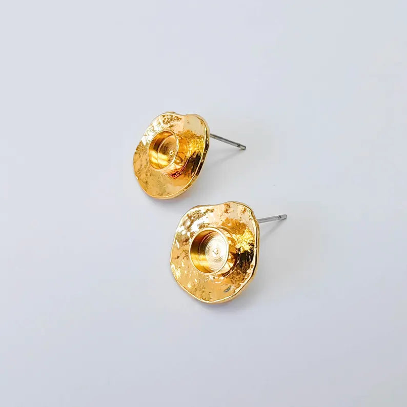 Organic Stud Earring Blanks, Round Bezel Earrings, 6mm Setting, 16x15mm, 24K Gold Color, G38068