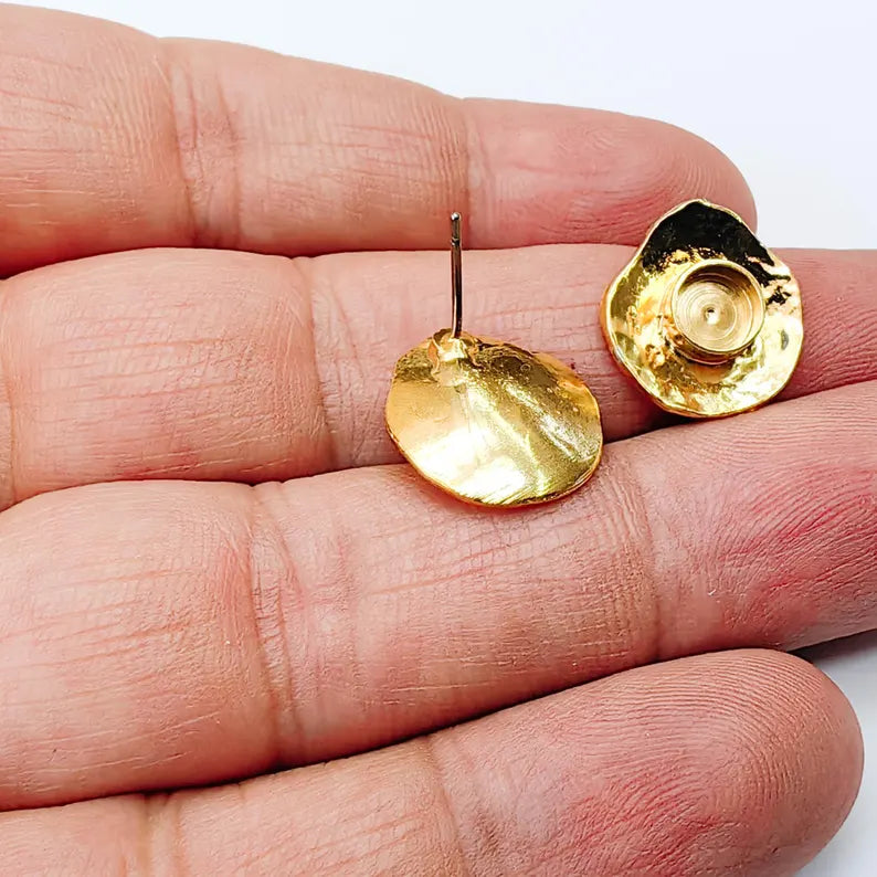Organic Stud Earring Blanks, Round Bezel Earrings, 6mm Setting, 16x15mm, 24K Gold Color, G38068