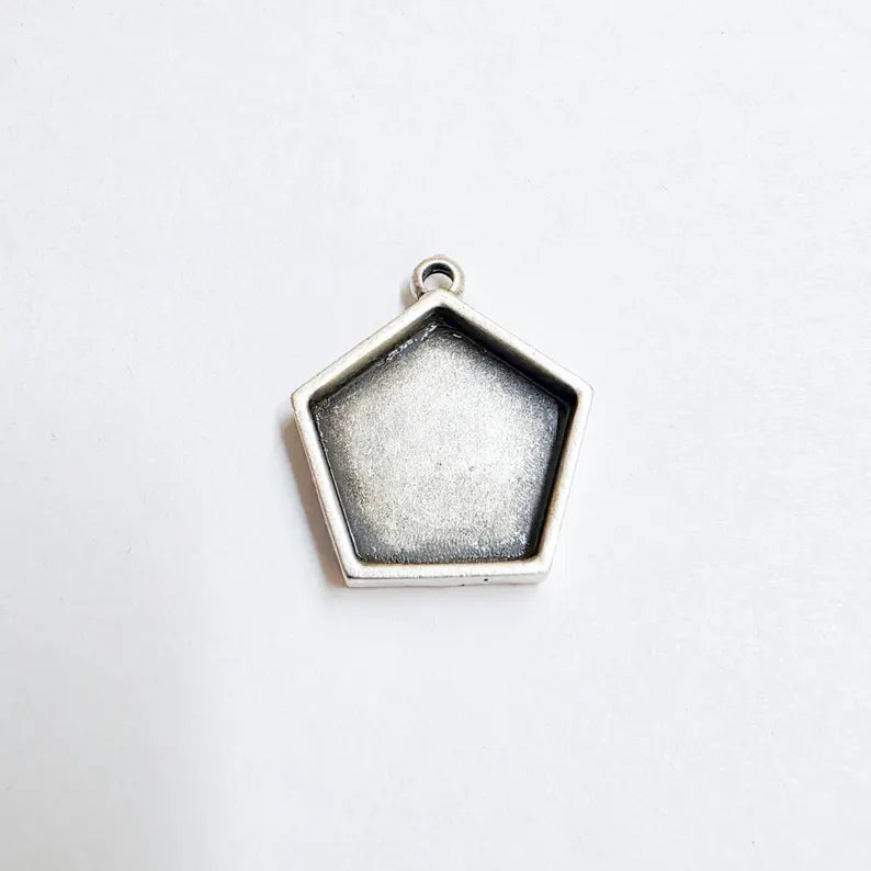 Hexagonal Pendant Blanks, Resin Bezel Bases, Mosaic Mountings, Dry flower Frame, Polymer Clay base, Antique Silver Plated (19,5mm) G38072