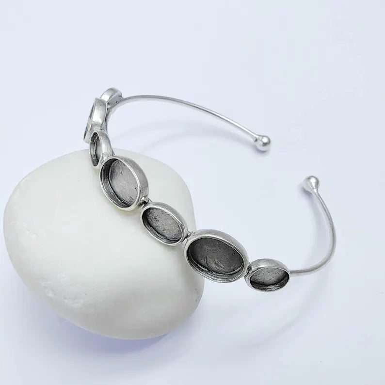 Multi Oval Bezel Cuff, Bracelet Blank, Base 11x8mm 8x6mm Adjustable Antique Silver Plated G38078