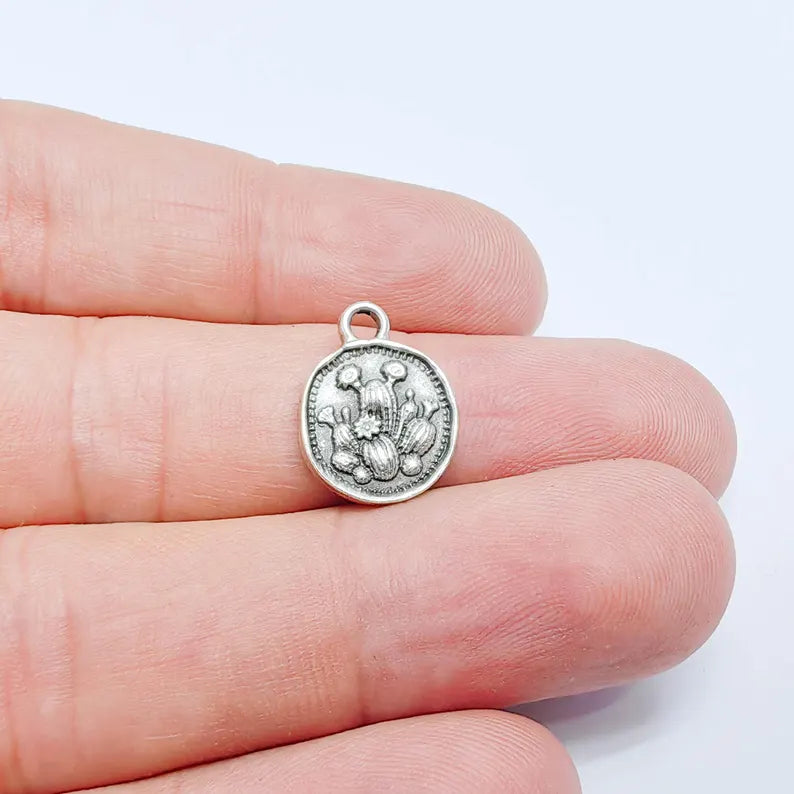 4 Cactus Round Charm Pendant, Double Sided Desert Design, Antique Silver Plated, 16x13mm, G38080