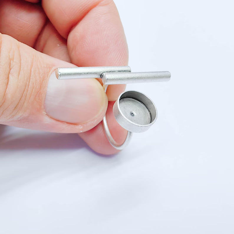 Adjustable Bar Ring Blank 10mm Bezel, Cabochon Setting, Antique Silver Plated Brass Base G38082