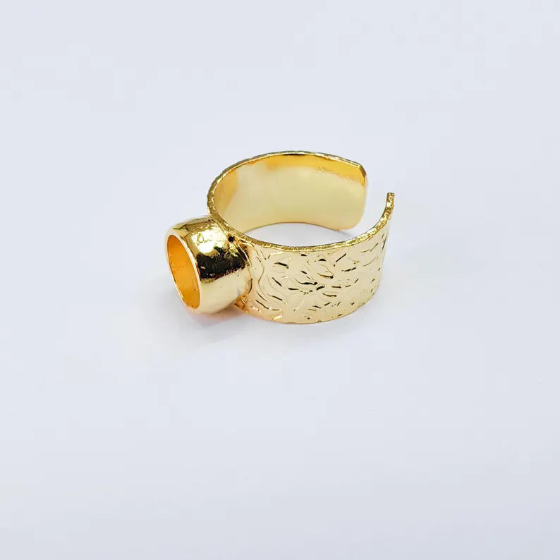 Round Bezel Adjustable Ring Base, 8mm Setting, 24K Shiny Gold Color Adjustable Blank, G38102