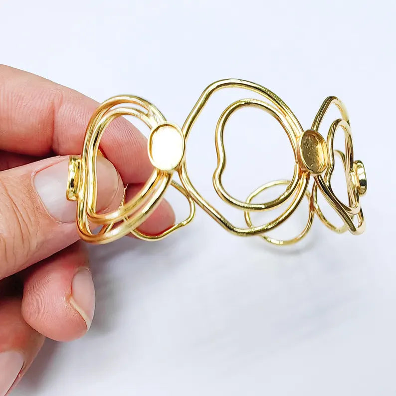 Abstract Cuff Bracelet Base, Adjustable Bracelet Blank, 8x6mm Oval Setting, 24K Gold Color, G38108