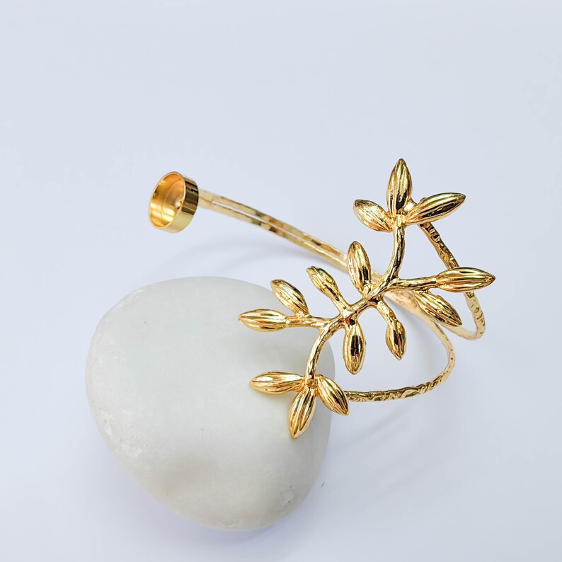 Botanical Leaf Cuff Bracelet Base, Adjustable Bracelet Blank, 10mm Round Bezel, 24K Gold Color G38106