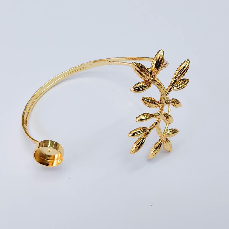 Botanical Leaf Cuff Bracelet Base, Adjustable Bracelet Blank, 10mm Round Bezel, 24K Gold Color G38106