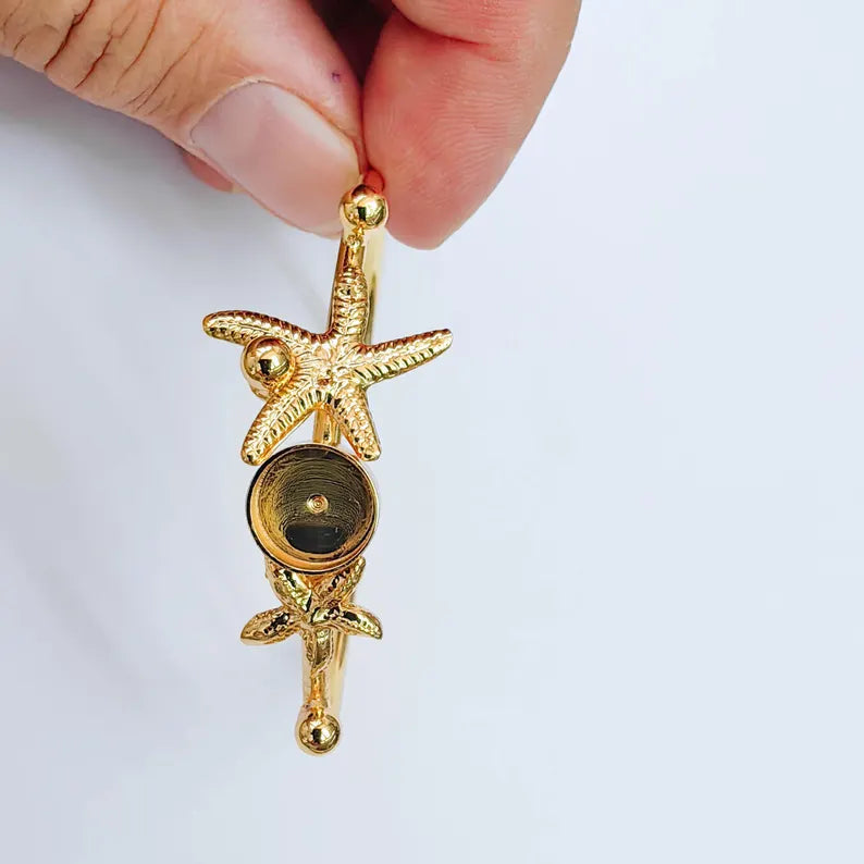 Starfish Cuff Bracelet Base, Adjustable Bracelet Blank, 10mm Round Bezel, 24K Gold Color, G38110