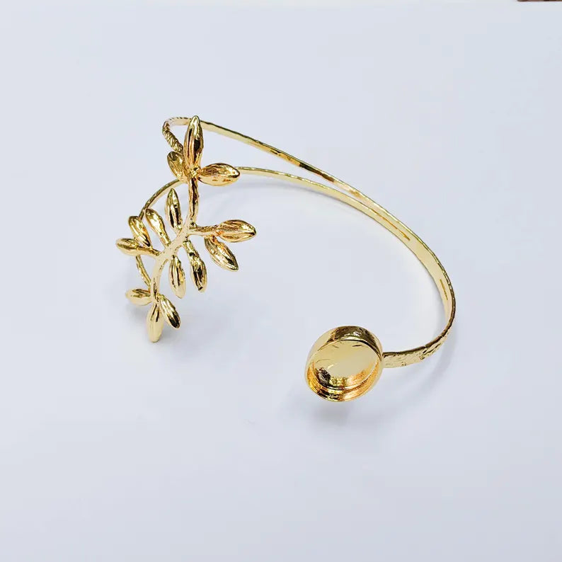 Botanical Leaf Cuff Bracelet Base, Adjustable Bracelet Blank, 14x10mm Oval Bezel, 24K Gold Color G38112