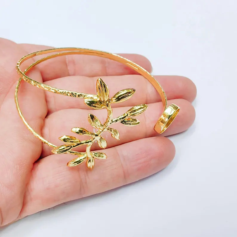Botanical Leaf Cuff Bracelet Base, Adjustable Bracelet Blank, 14x10mm Oval Bezel, 24K Gold Color G38112
