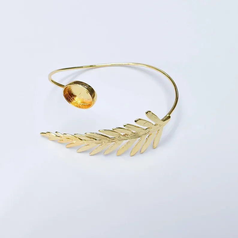 Leaf Cuff Bracelet Base, Adjustable Bracelet Blank, 14x10mm Oval Bezel, 24K Gold Color, G38113