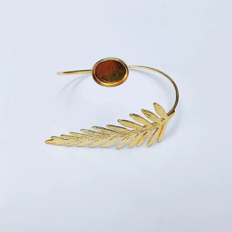 Leaf Cuff Bracelet Base, Adjustable Bracelet Blank, 14x10mm Oval Bezel, 24K Gold Color, G38113