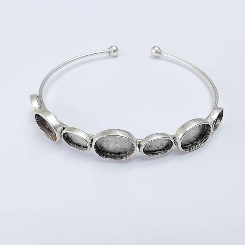 Multi Oval Bezel Cuff, Bracelet Blank, Base 11x8mm 8x6mm Adjustable Antique Silver Plated G38078