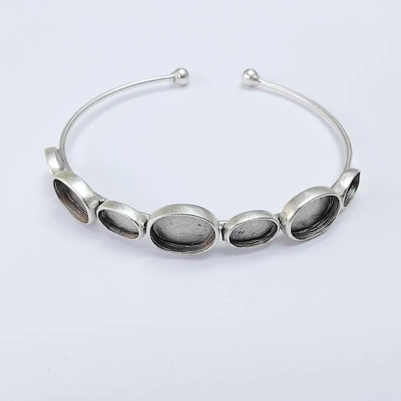 Multi Oval Bezel Cuff, Bracelet Blank, Base 11x8mm 8x6mm Adjustable Antique Silver Plated G38078