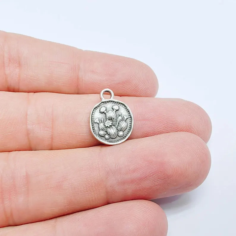 4 Cactus Round Charm Pendant, Double Sided Desert Design, Antique Silver Plated, 16x13mm, G38080