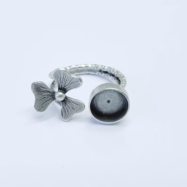 Flower Adjustable Ring Blank 10mm Bezel, Base, Antique Silver Plated Brass G38088