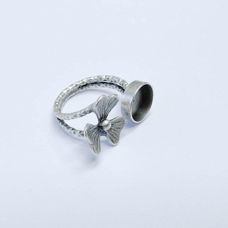 Flower Adjustable Ring Blank 10mm Bezel, Base, Antique Silver Plated Brass G38088