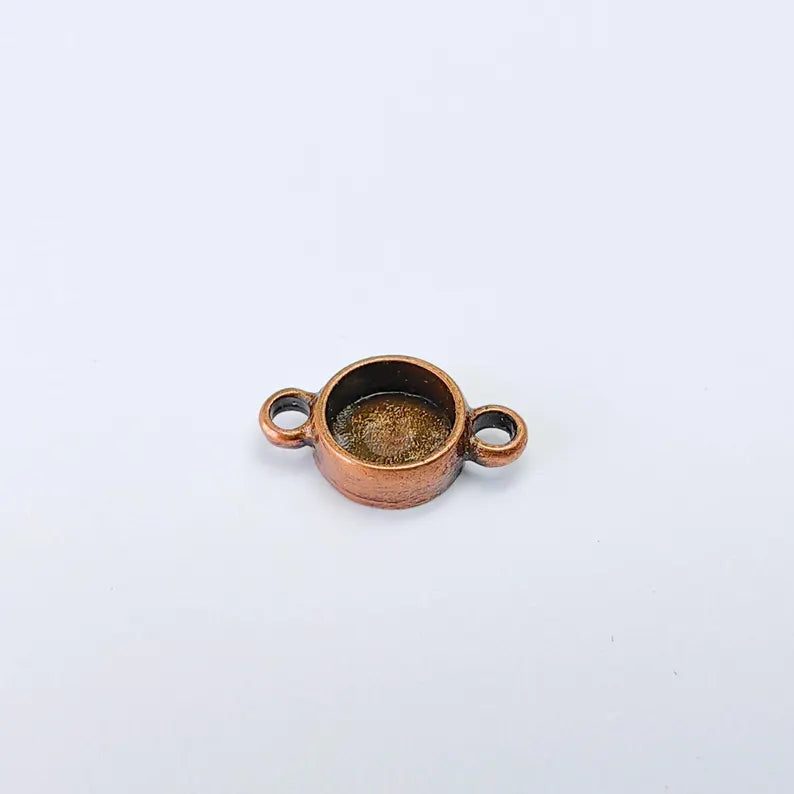 5 Round Bezel Connector, Double Loop Cabochon Blank, Resin Bases, Mosaic Mountings, Polymer Clay Setting, Antique Copper Plated (8mm) G38100