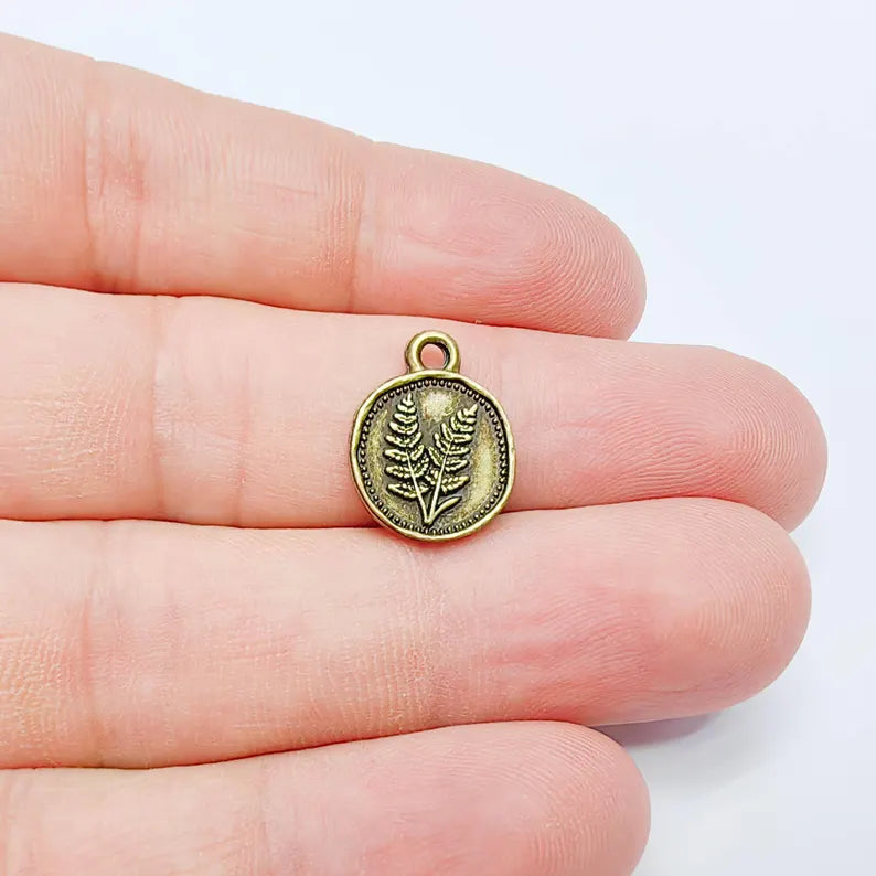 4 Fern Charm Pendant, Double Sided Botanical Design, Round Nature Medallion, 16x13mm, Antique Bronze G38115