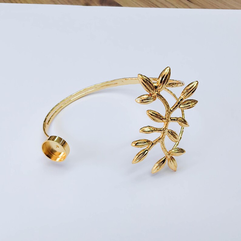 Botanical Leaf Cuff Bracelet Base, Adjustable Bracelet Blank, 10mm Round Bezel, 24K Gold Color G38106