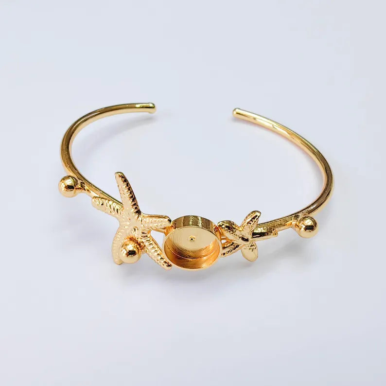 Starfish Cuff Bracelet Base, Adjustable Bracelet Blank, 10mm Round Bezel, 24K Gold Color, G38110
