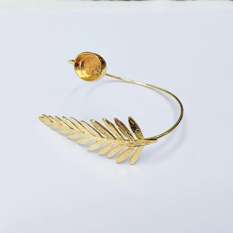 Leaf Cuff Bracelet Base, Adjustable Bracelet Blank, 14x10mm Oval Bezel, 24K Gold Color, G38113