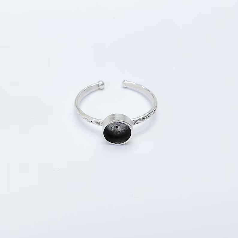Minimalist 6mm Bezel Ring Base, Textured Adjustable Band, Silver Plated Brass G38117