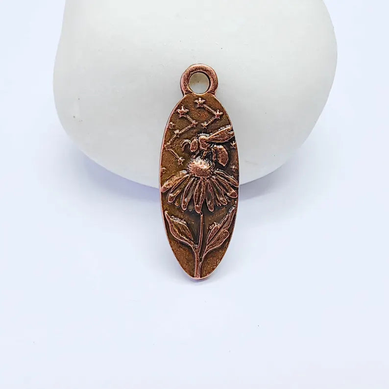 Bee Echinacea Flower Charm Pendant, Double Sided Botanical Design, 30x12mm, Antique Copper Plated G38140