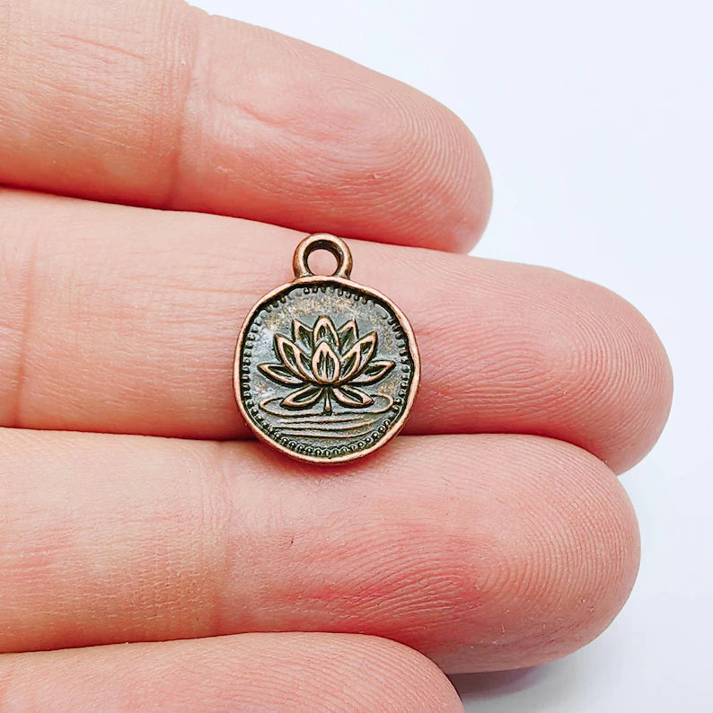 4 Lotus Round Charm Pendant, Double Sided Botanical Design, Antique Copper Plated, 16x13mm, G38153