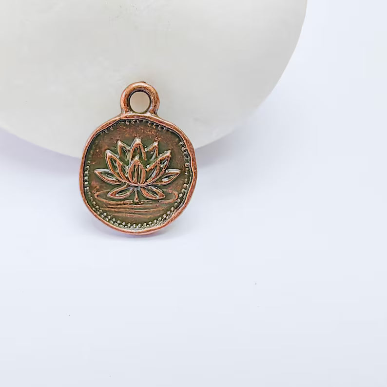 4 Lotus Round Charm Pendant, Double Sided Botanical Design, Antique Copper Plated, 16x13mm, G38153